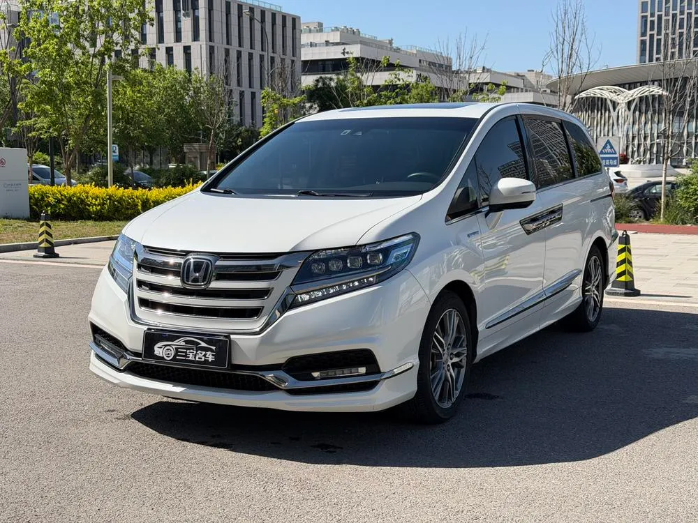 Honda Elysion 2.0L Sharp · Hybrid Comfort Edition, 2019 — фото 1