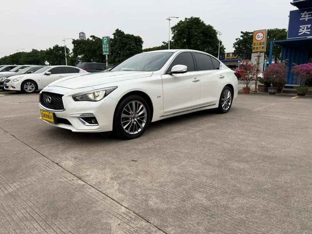 Infiniti Q50L, 2018