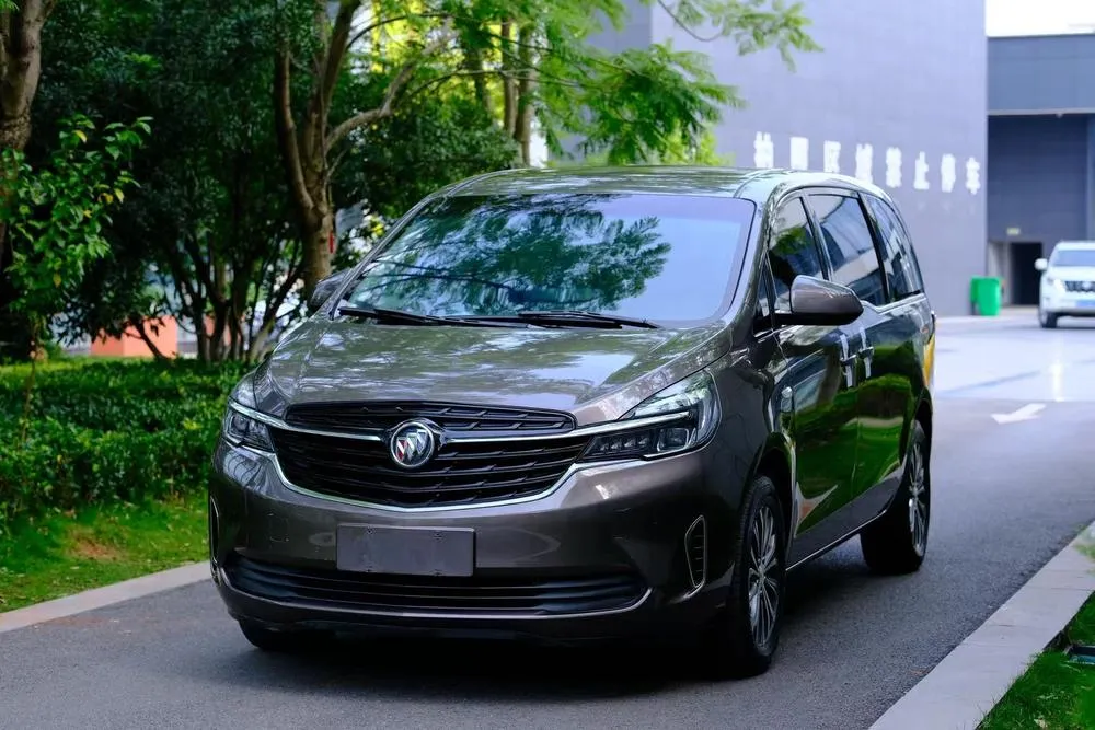 Buick GL8, 2021