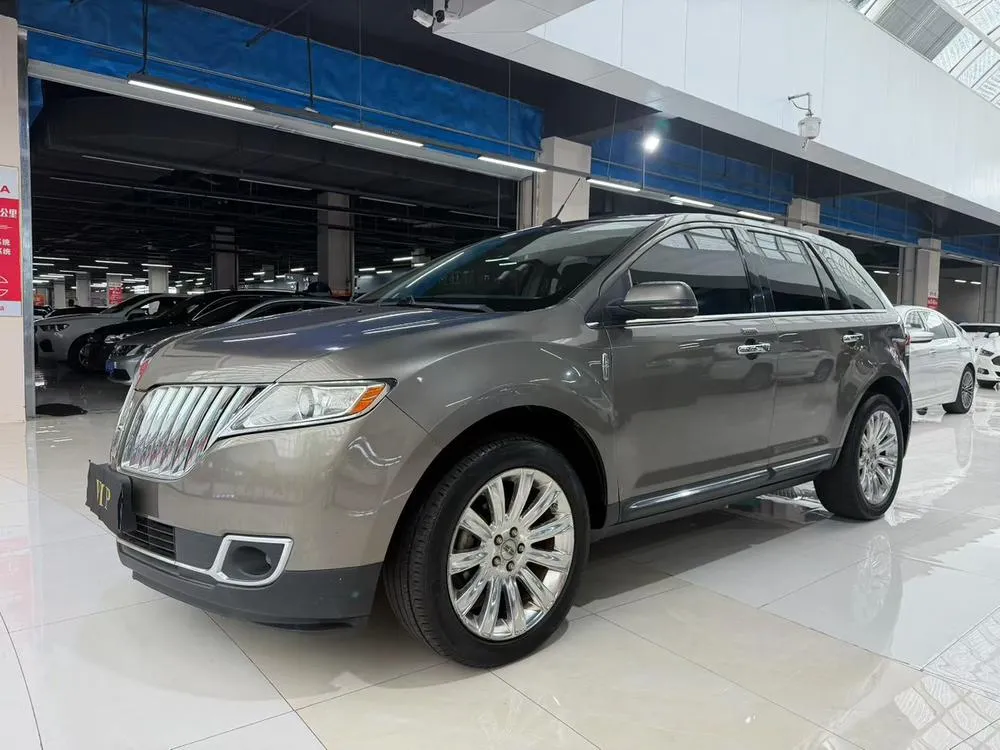 Lincoln MKX, 2015