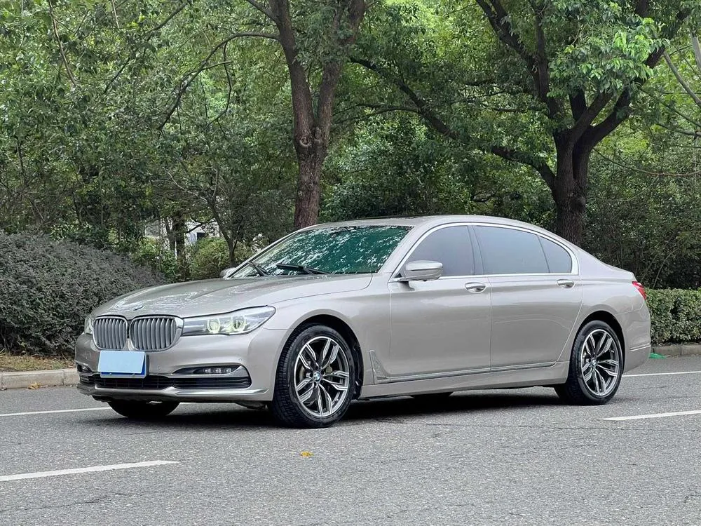 BMW 7-Series, 2018