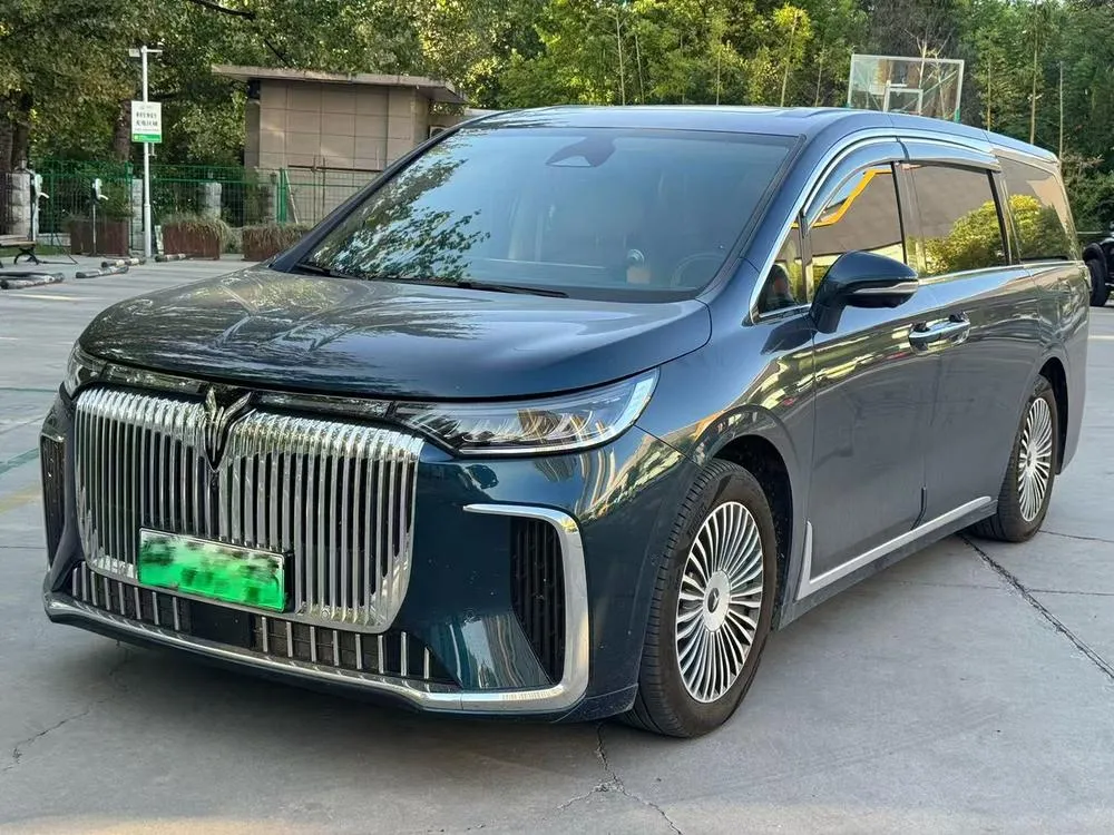 Voyah Dreamer PHEV, 2025