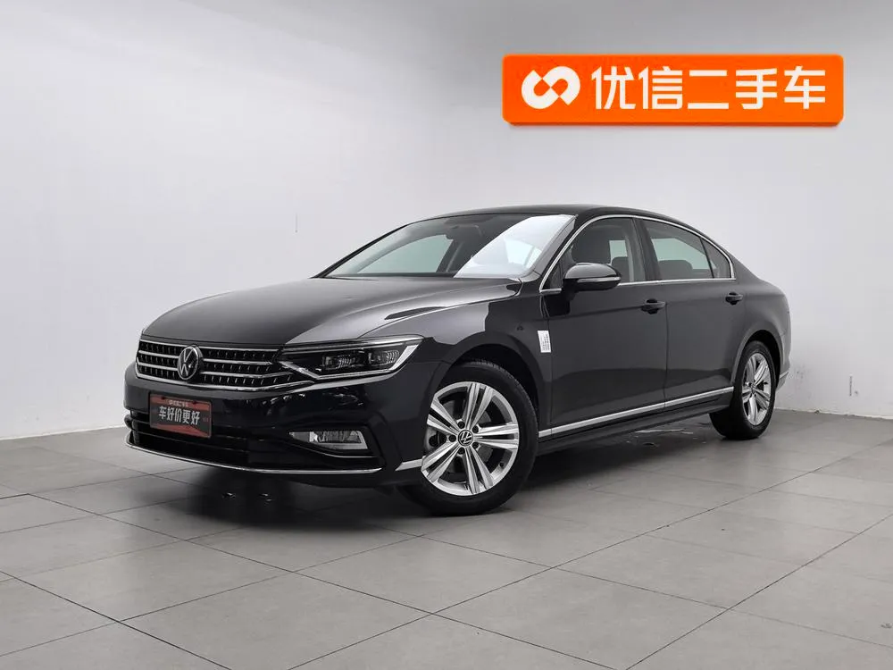 Volkswagen Magotan 200 Anniversary Edition 280TSI DSG Comfort Version, 2023 — фото 1