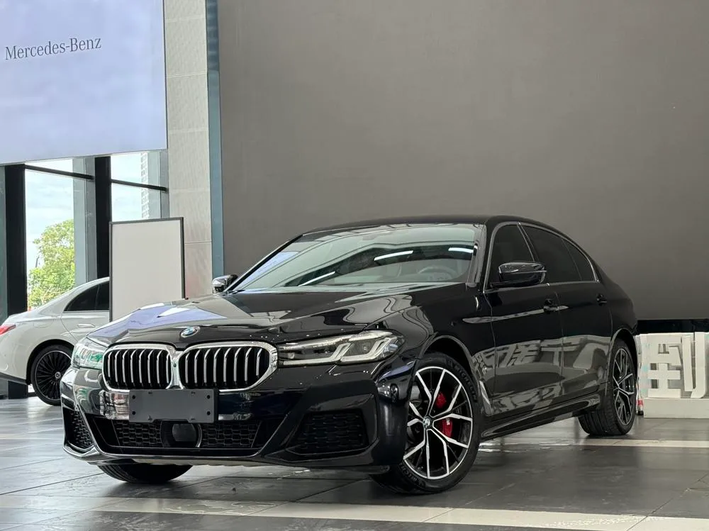 BMW 5-Series, 2021