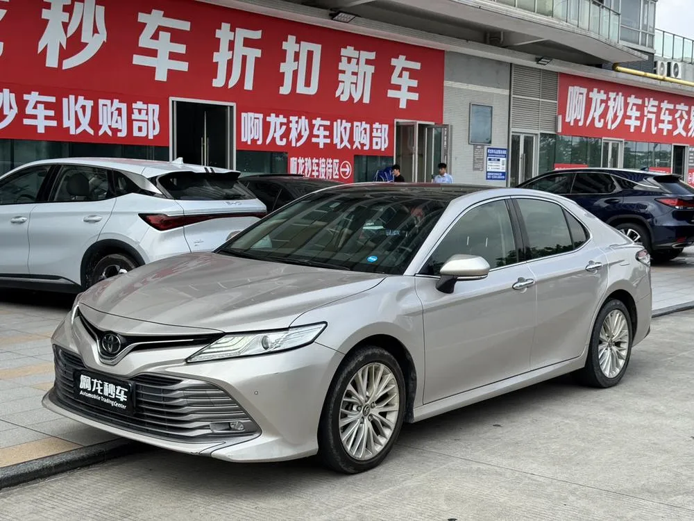 Toyota Camry, 2019