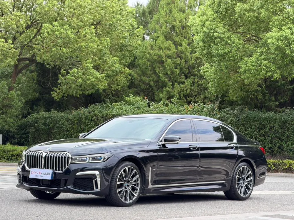 BMW 7-Series, 2019