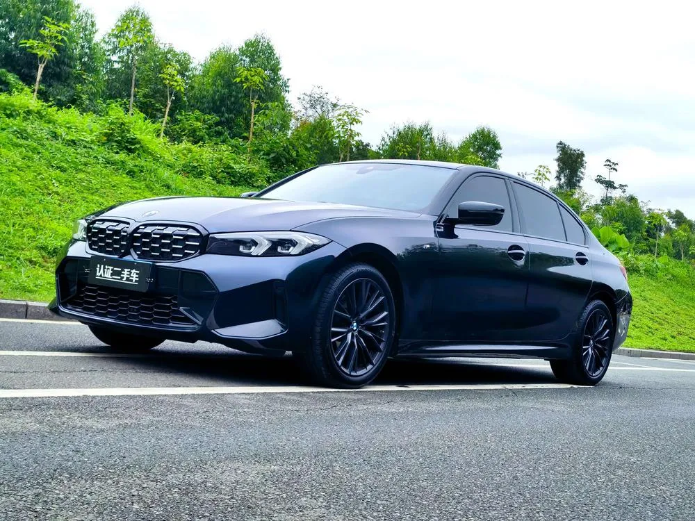 BMW 3-Series, 2023