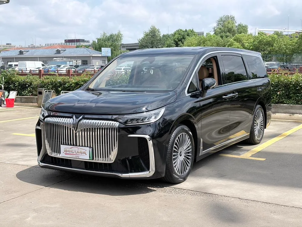 Voyah Dreamer PHEV, 2025