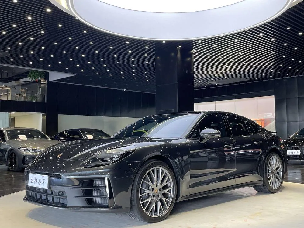 Porsche Panamera, 2024