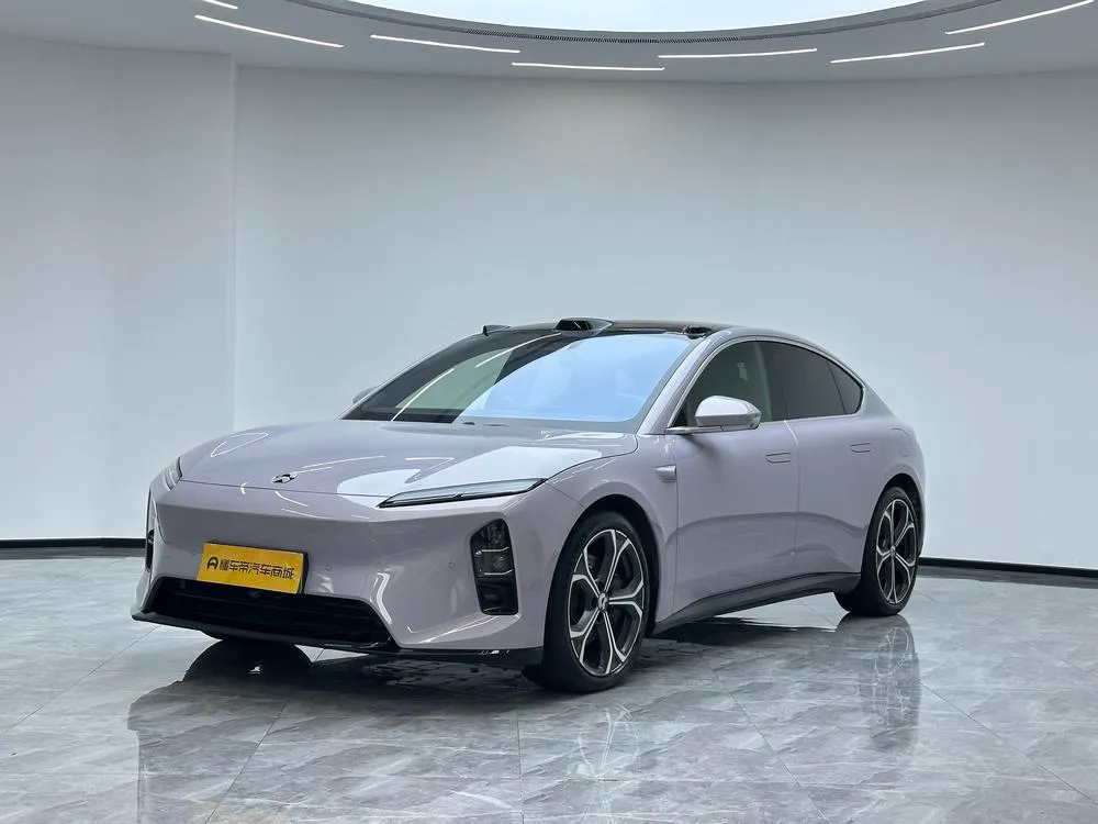 NIO ET5, 2025