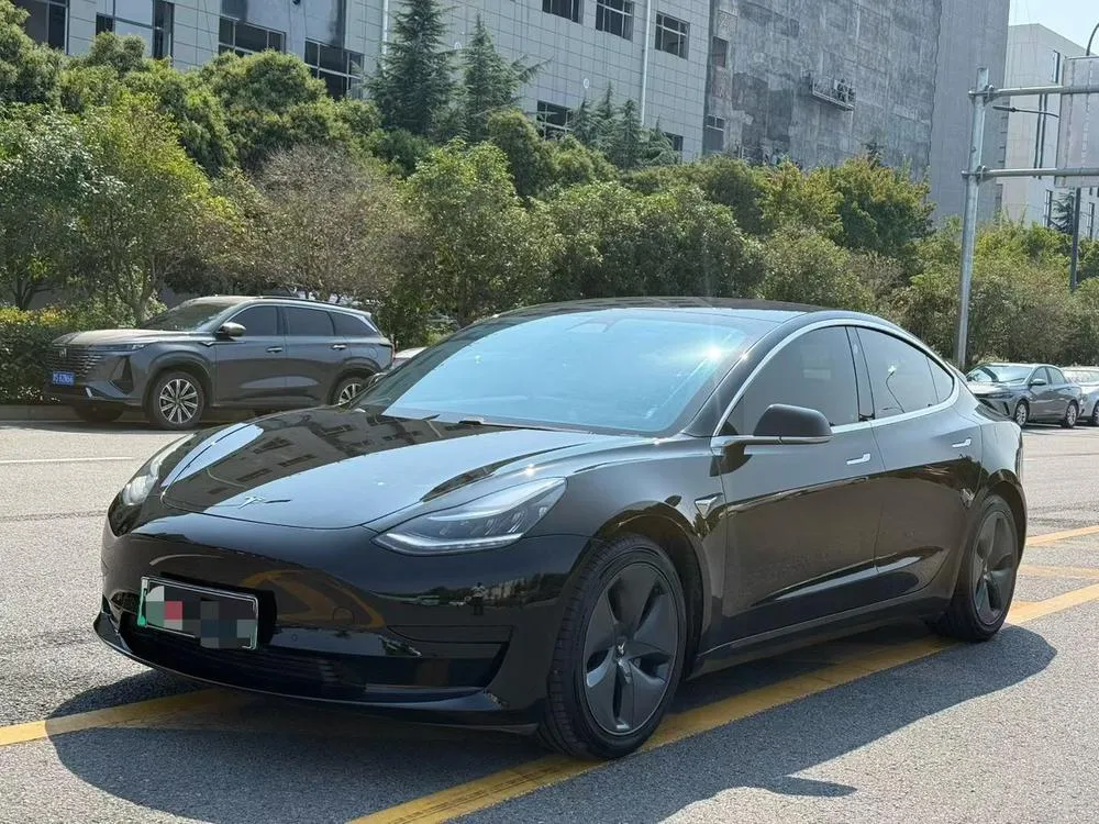 Tesla Model 3, 2020