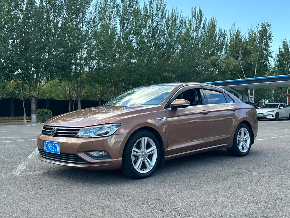 Volkswagen Lamando, 2015