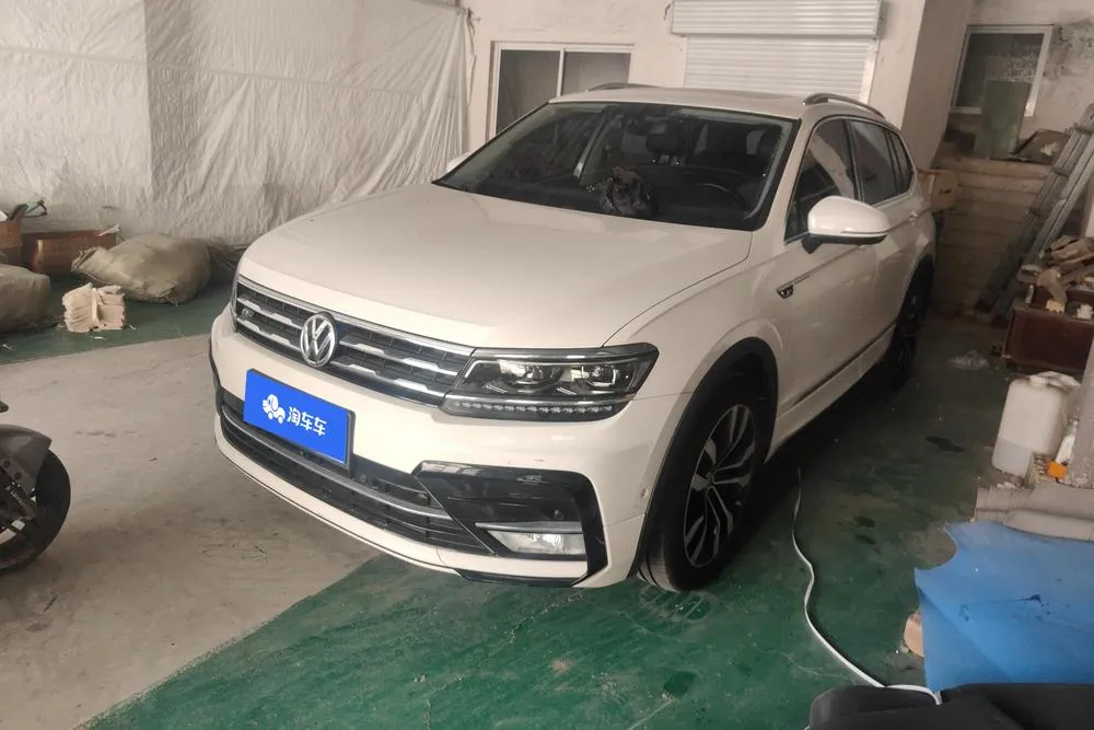 Volkswagen Tiguan L 330TSI Auto 2WD R-Line Flagship Edition CN5, 2020 — фото 1