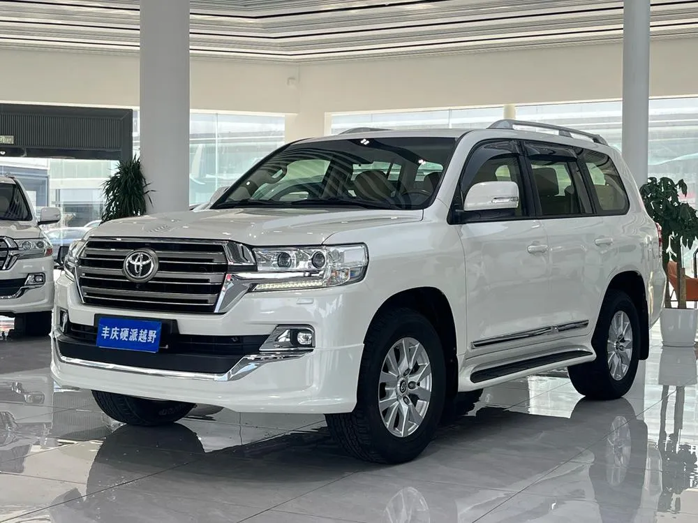 Toyota Land Cruiser (Import), 2016