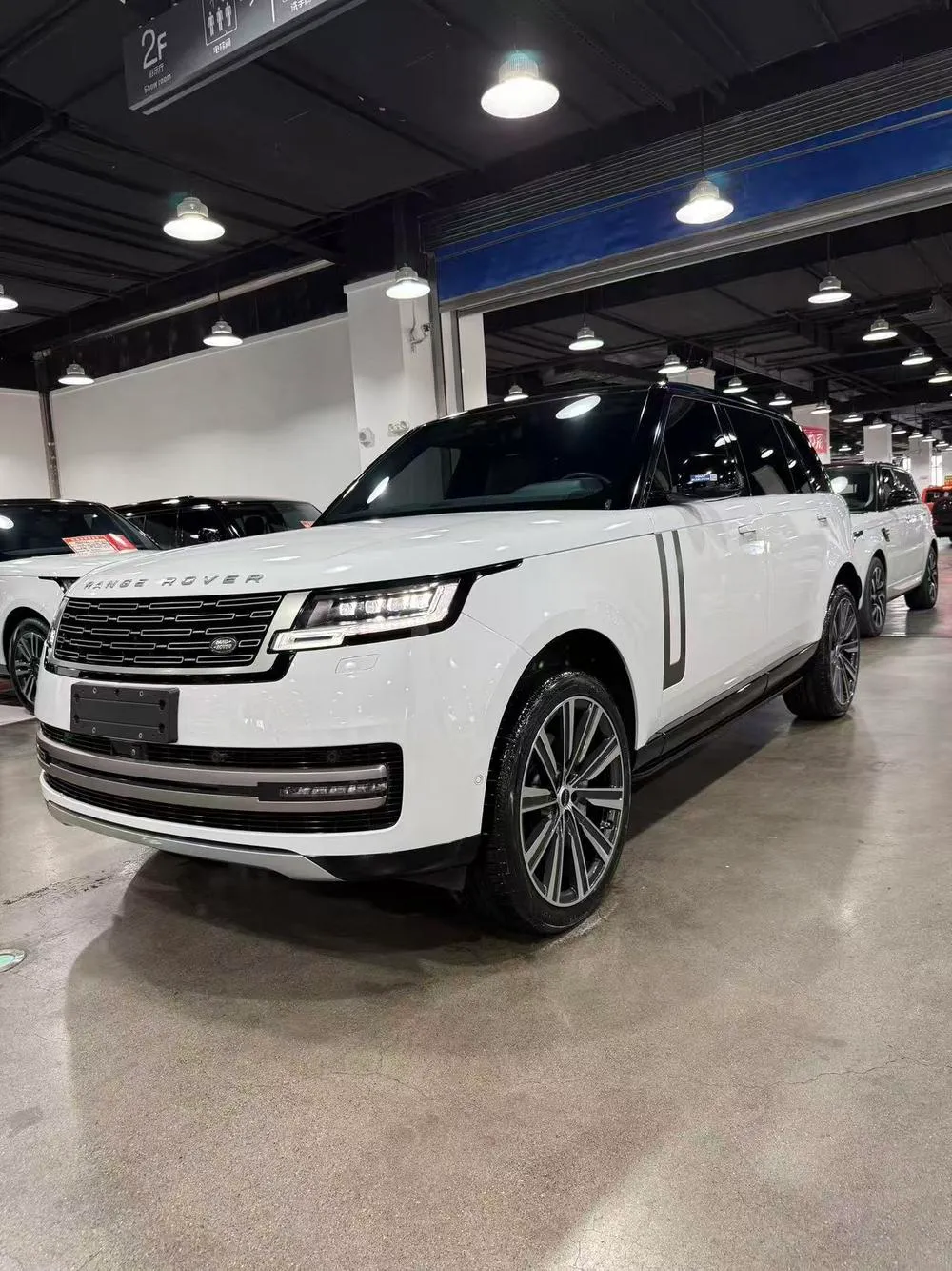 Land Rover Range Rover, 2024