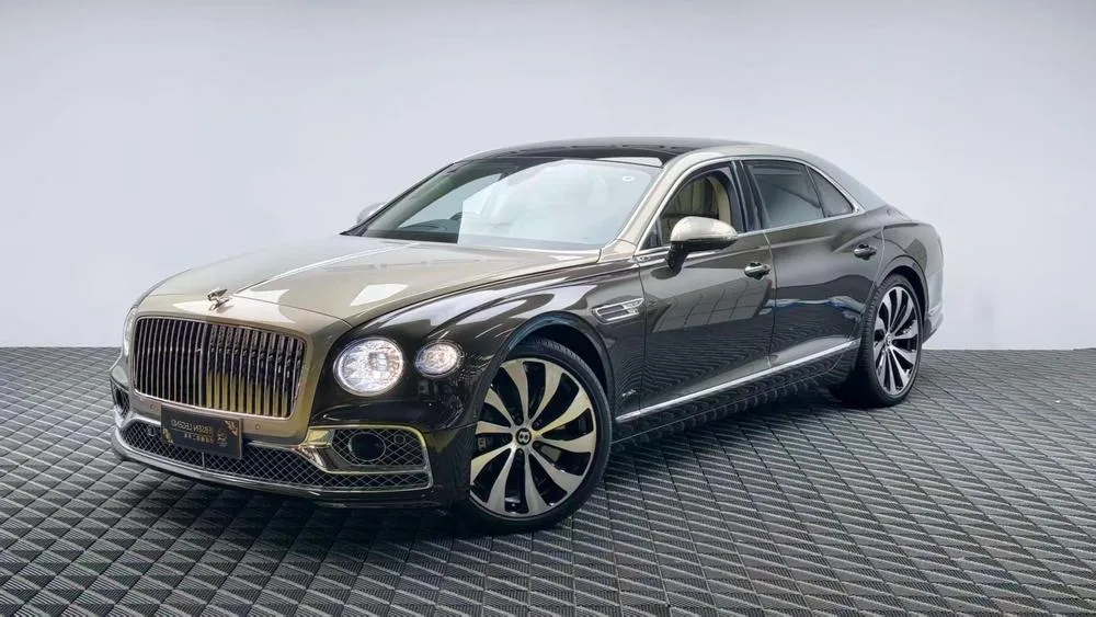 Bentley Flying Spur, 2024