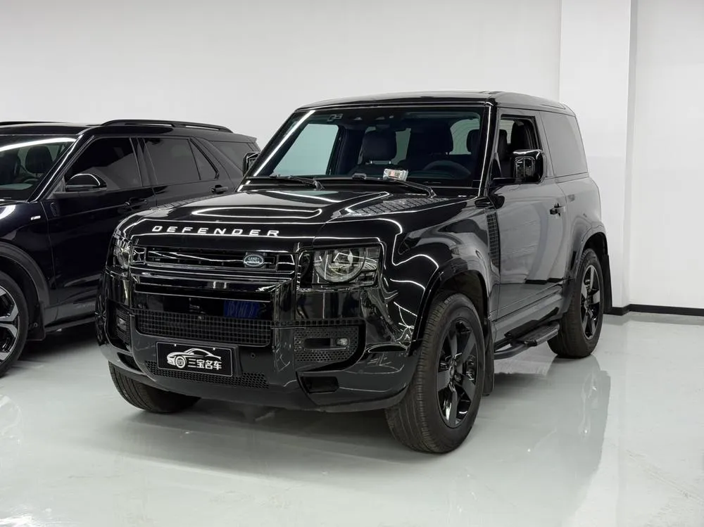 Land Rover Defender, 2023