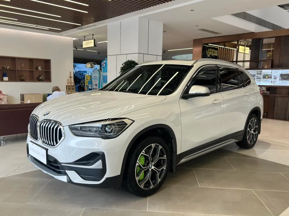 BMW X1 sDrive20Li Fashion Version, 2022 — фото 1