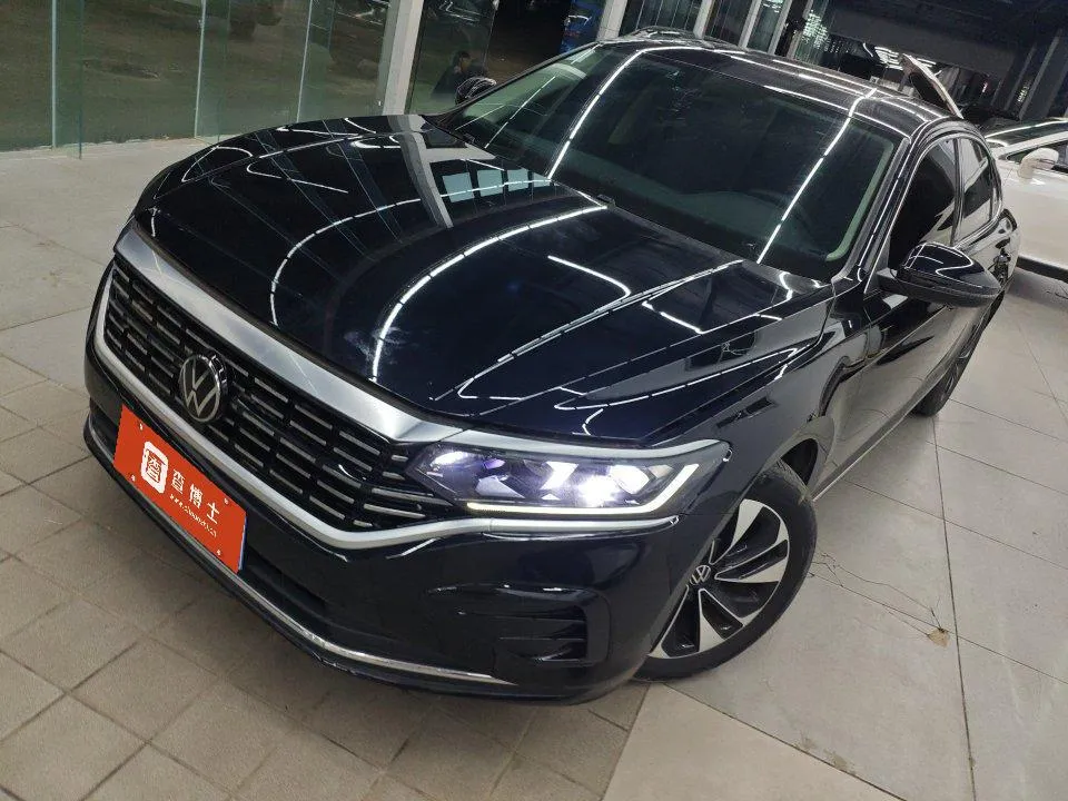 Volkswagen Passat рестайлинг 280TSI Элит, 2023 — фото 1