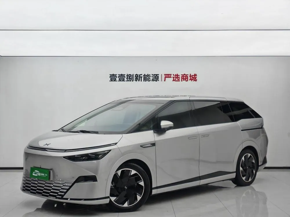XPeng X9, 2024