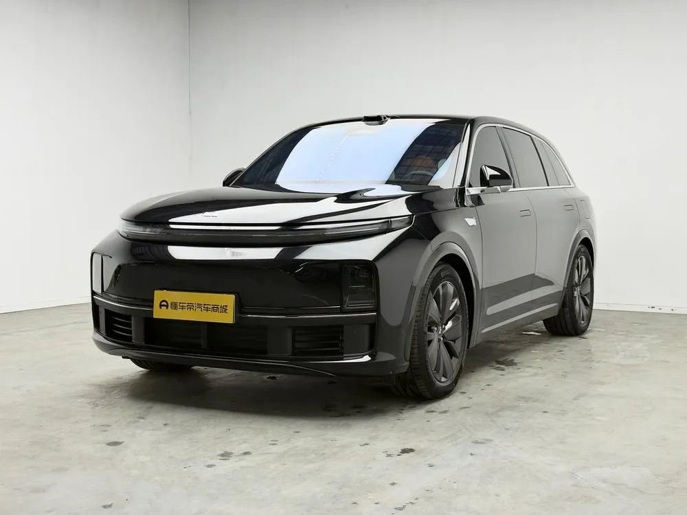 Li Auto L7, 2025