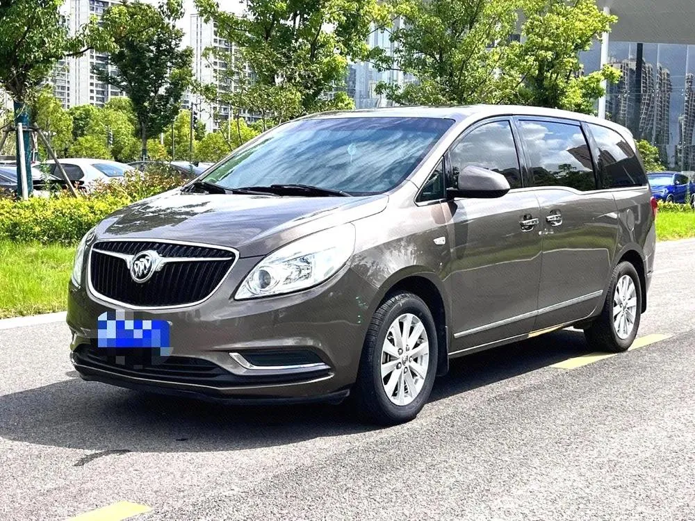 Buick GL8, 2017