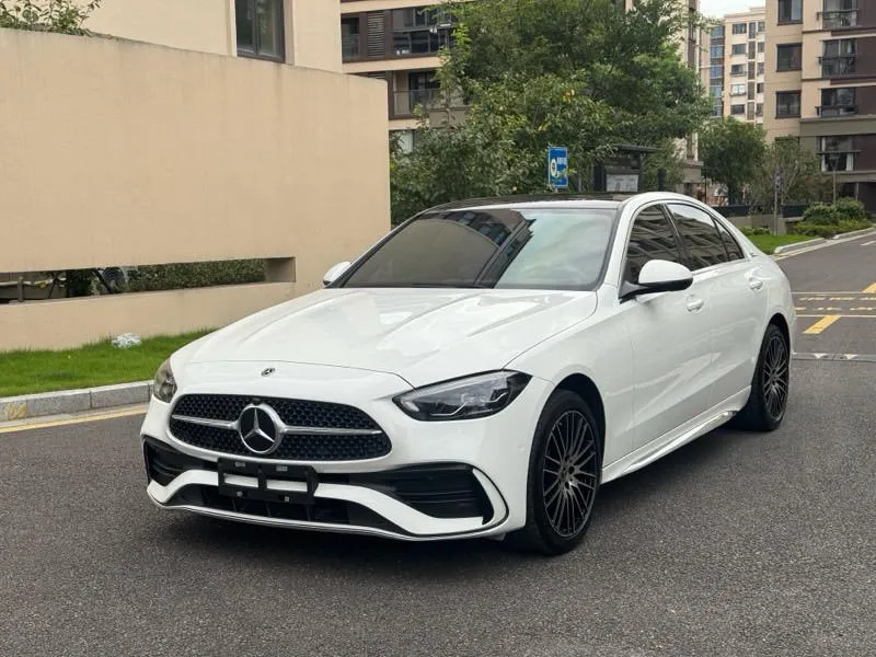 Mercedes-Benz C-Class, 2024