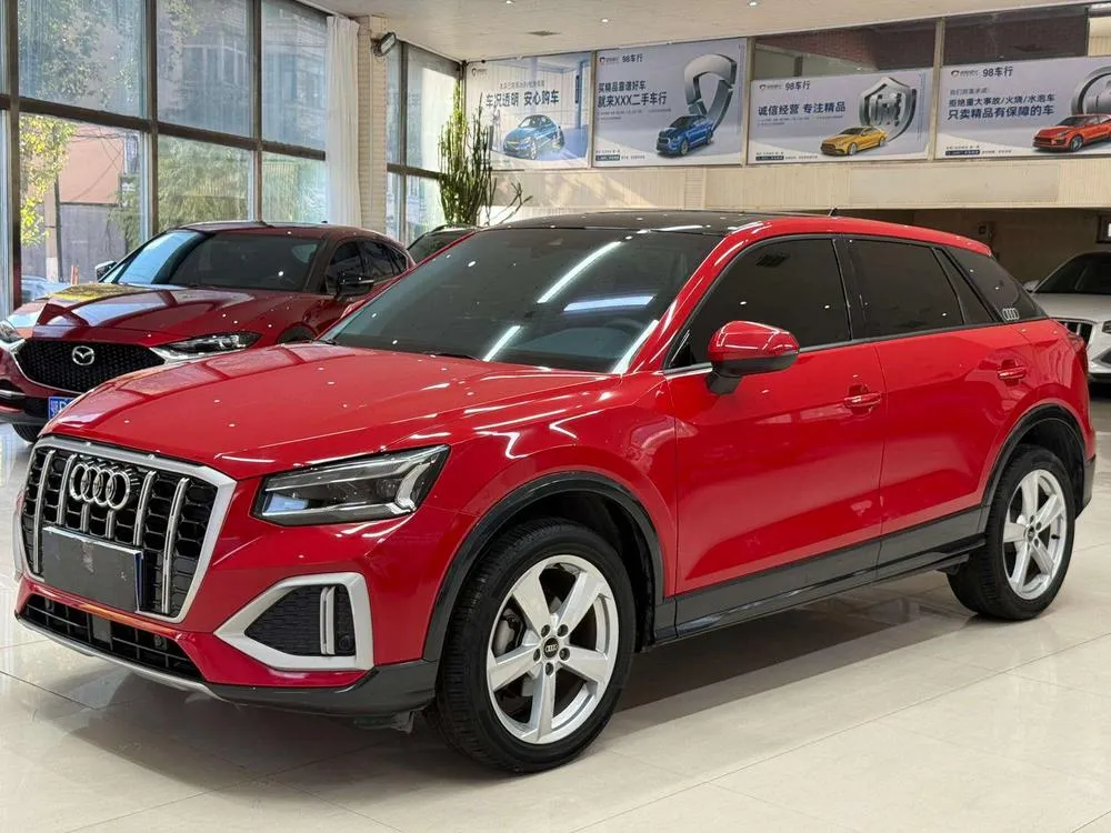 Audi Q2L, 2022