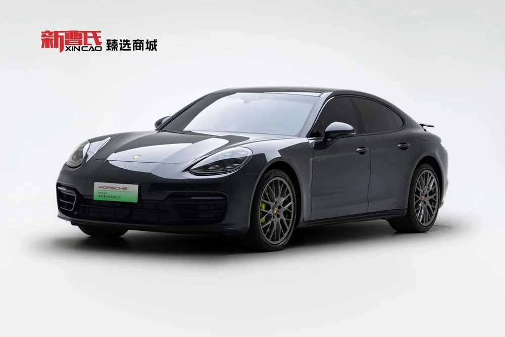 Porsche Panamera E-Hybrid, 2022