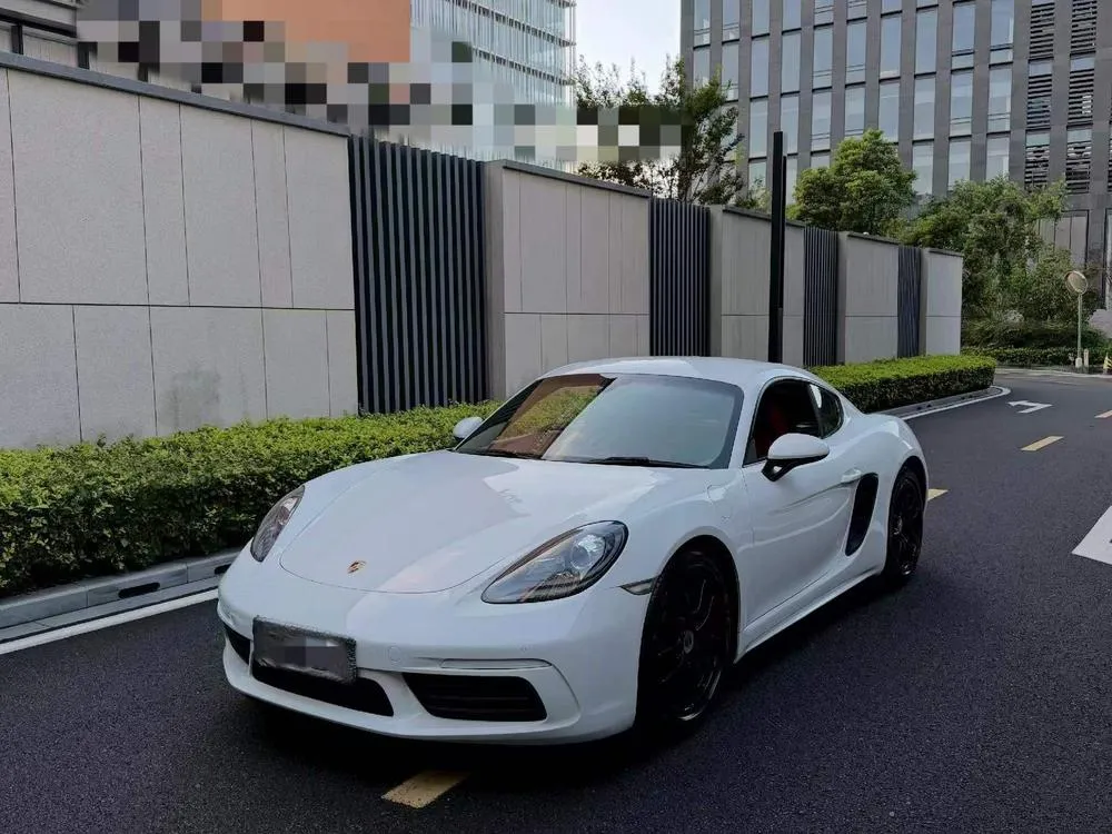 Porsche 718, 2016