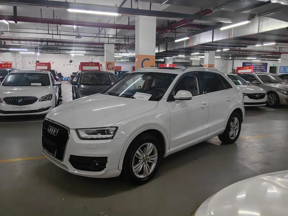Audi Q3, 2013