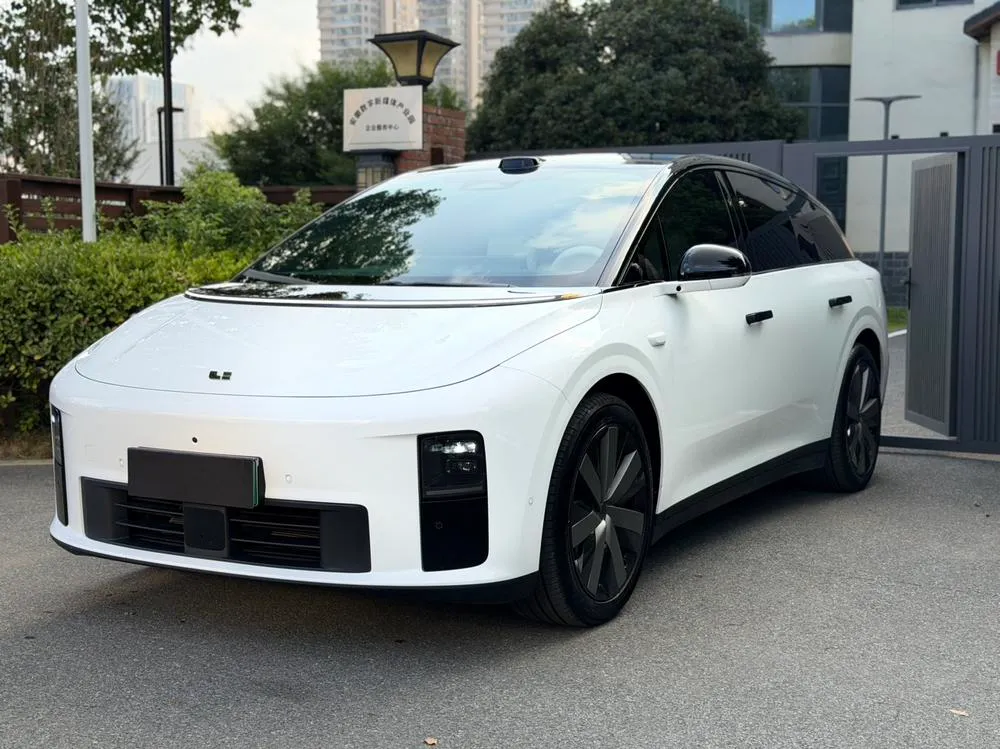 Li Auto Li i6, 2025