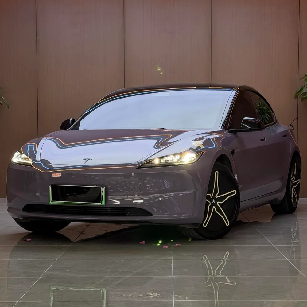 Tesla Model 3, 2025
