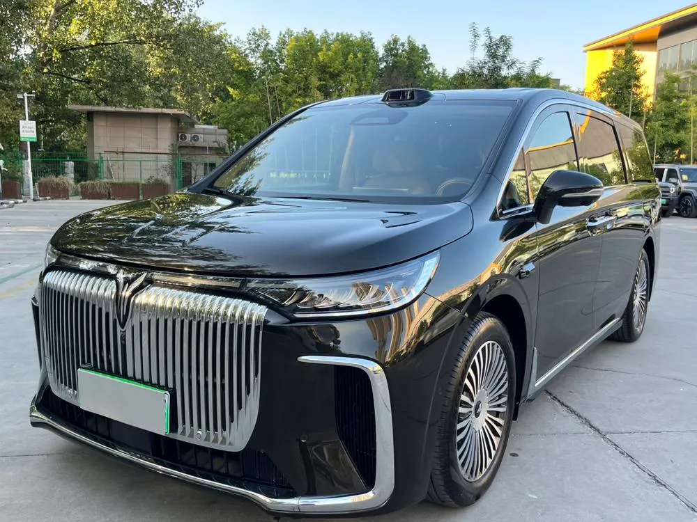 Voyah Dreamer PHEV, 2025