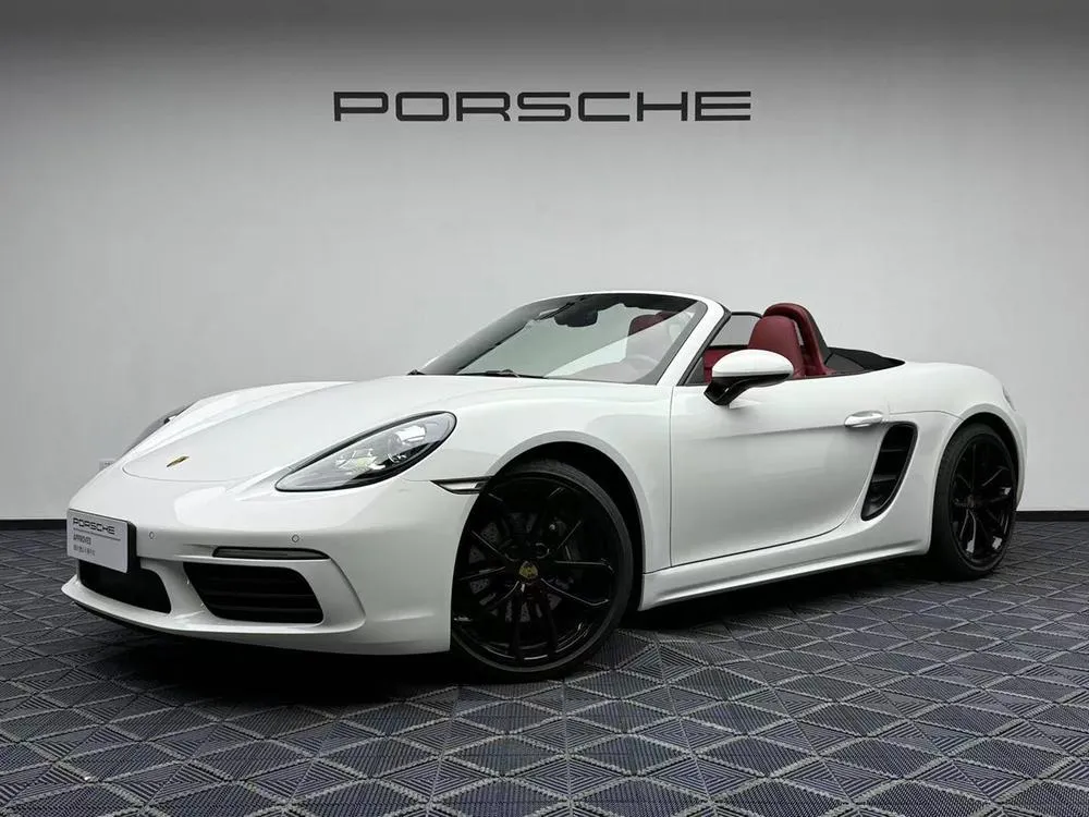 Porsche 718, 2023