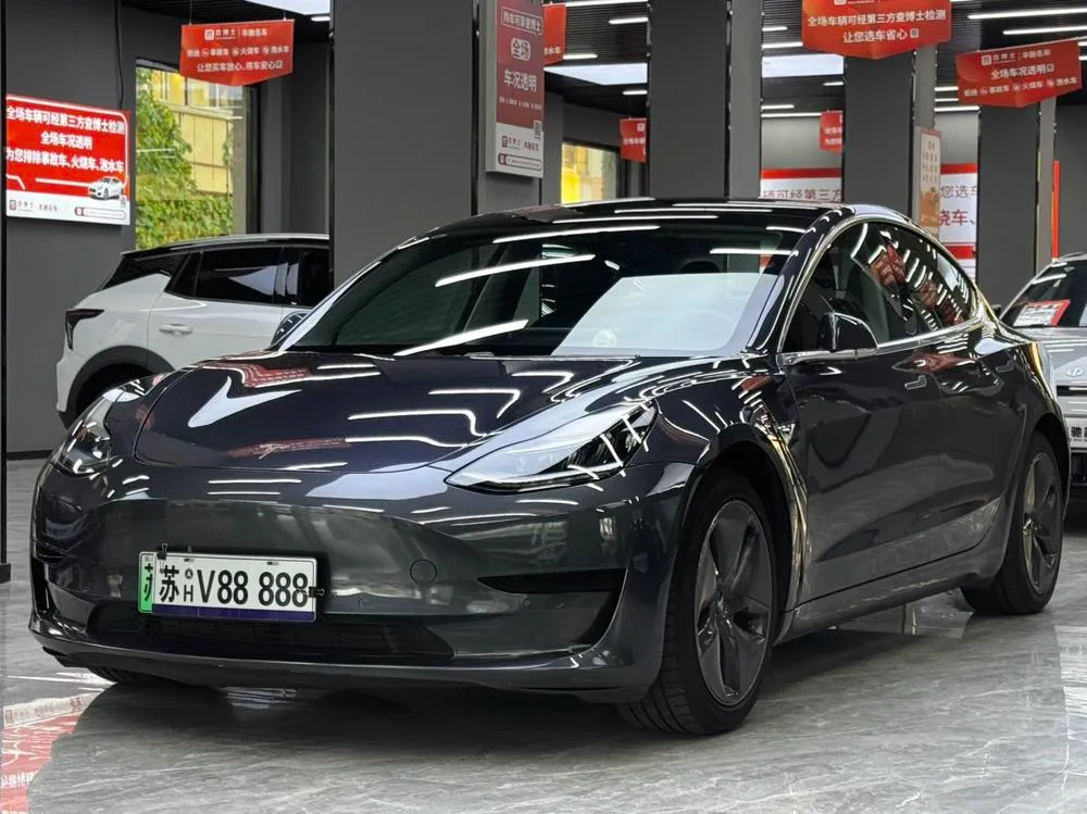 Tesla Model 3, 2020