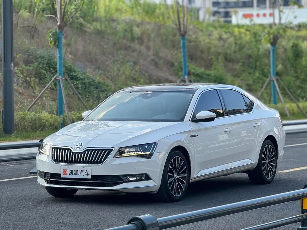 Skoda Superb, 2016