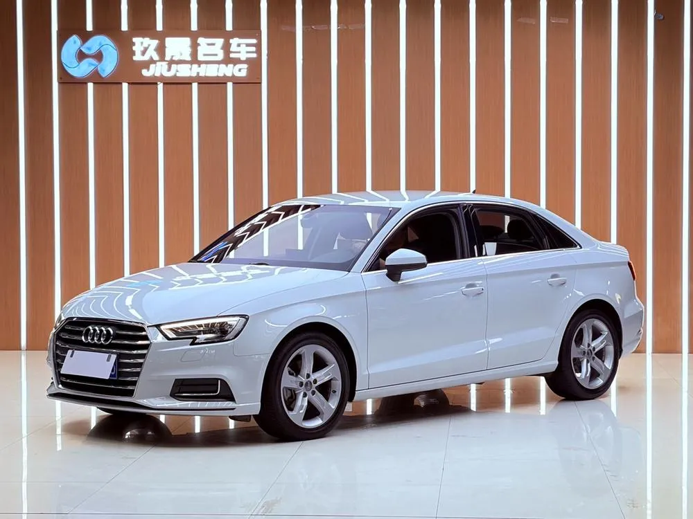 Audi A3 Facelift Limousine 35 TFSI Version CN6, 2020 — фото 1