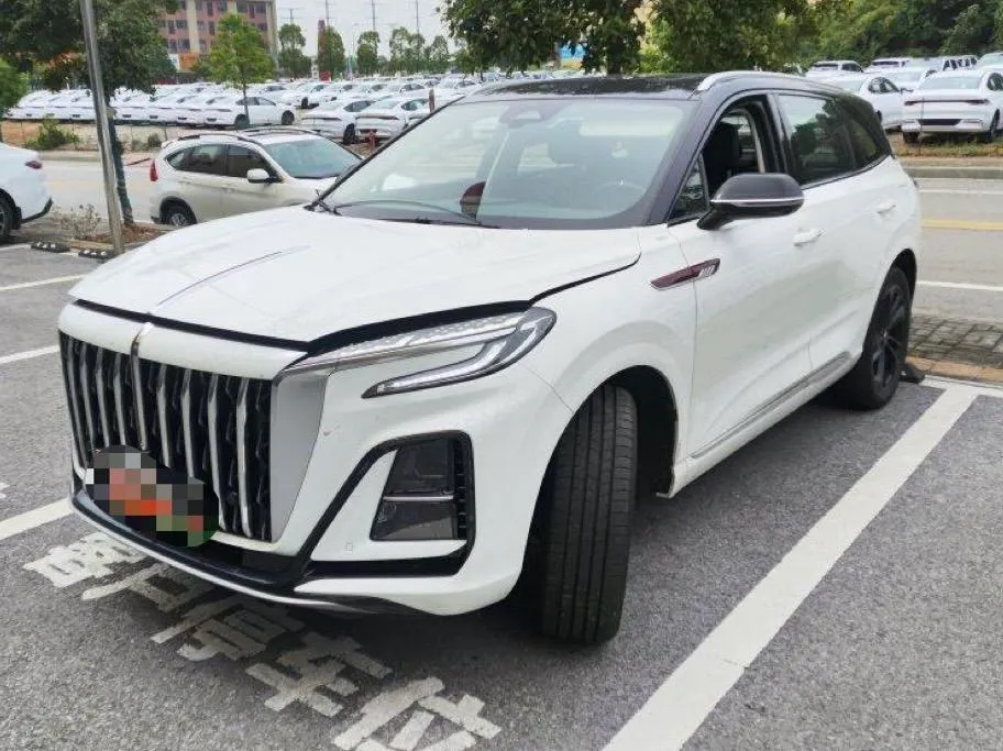 Hongqi HS3 PHEV, 2025