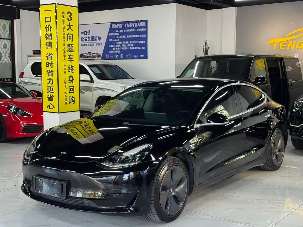 Tesla Model 3, 2021
