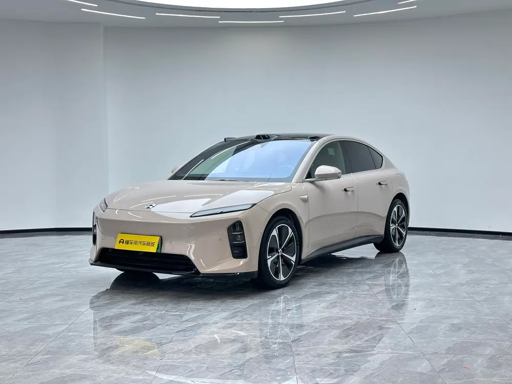 NIO ET5, 2025