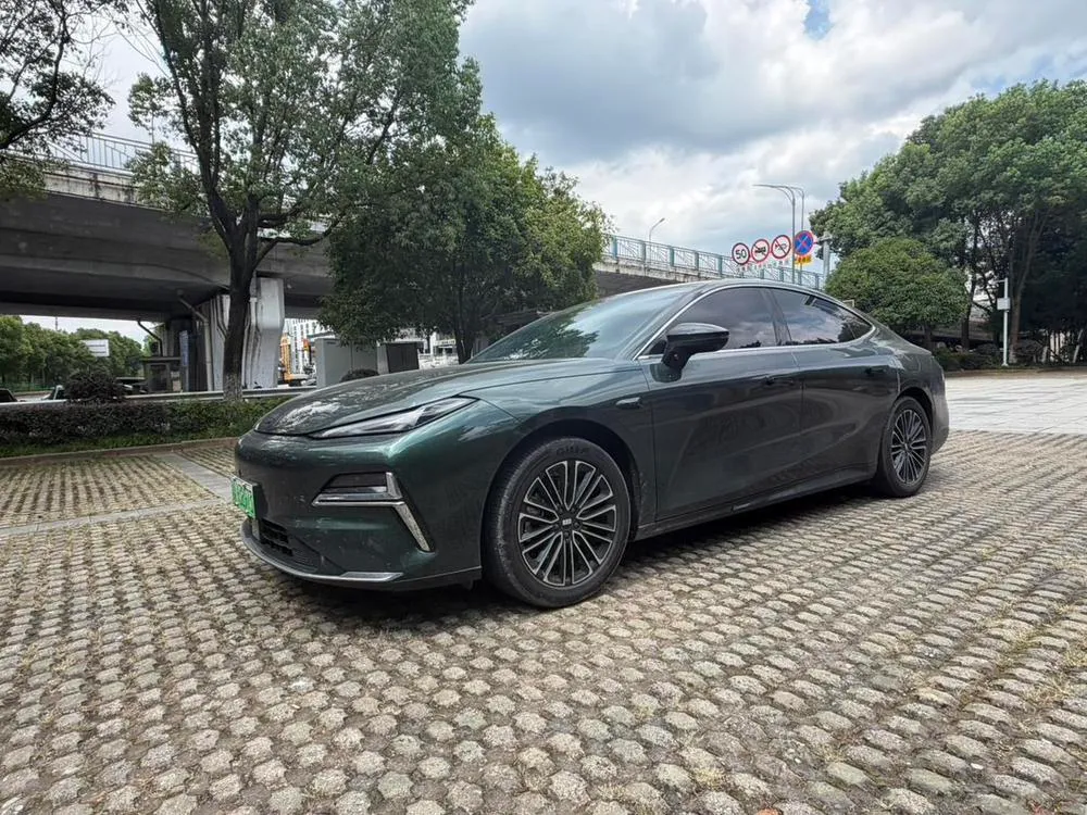 Galaxy Xingyao 8 PHEV, 2025