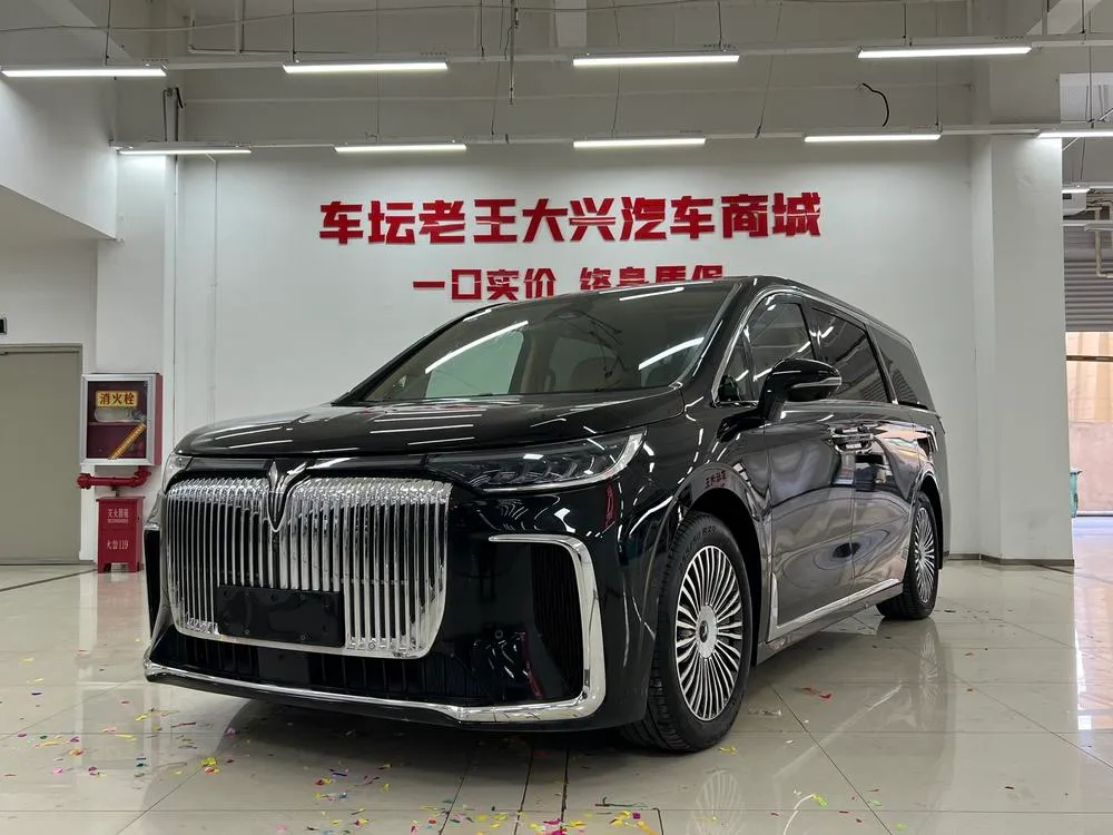 Voyah Dreamer PHEV, 2025