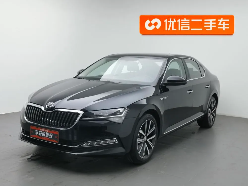 Skoda Superb TSI280 DSG Prestige Edition, 2025 — фото 1