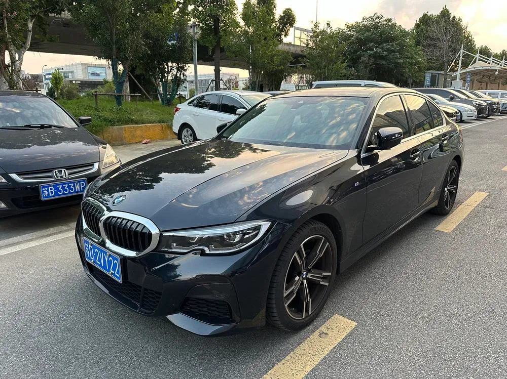 BMW 3-Series, 2022