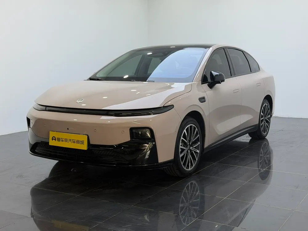 Leapmotor B01, 2025