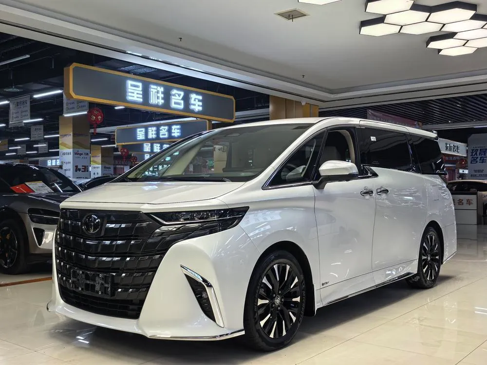 Toyota Alphard, 2023