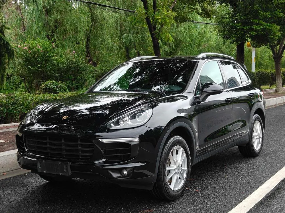 Porsche Cayenne, 2015