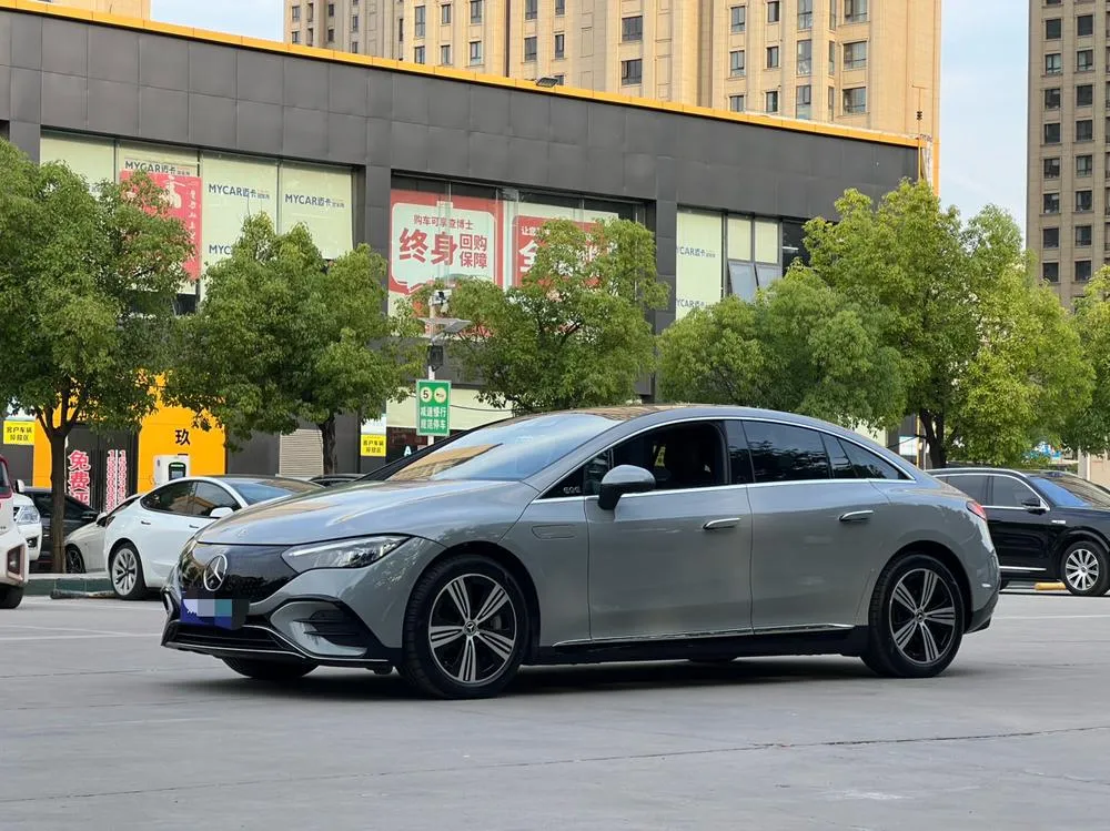 Mercedes-Benz EQE, 2022
