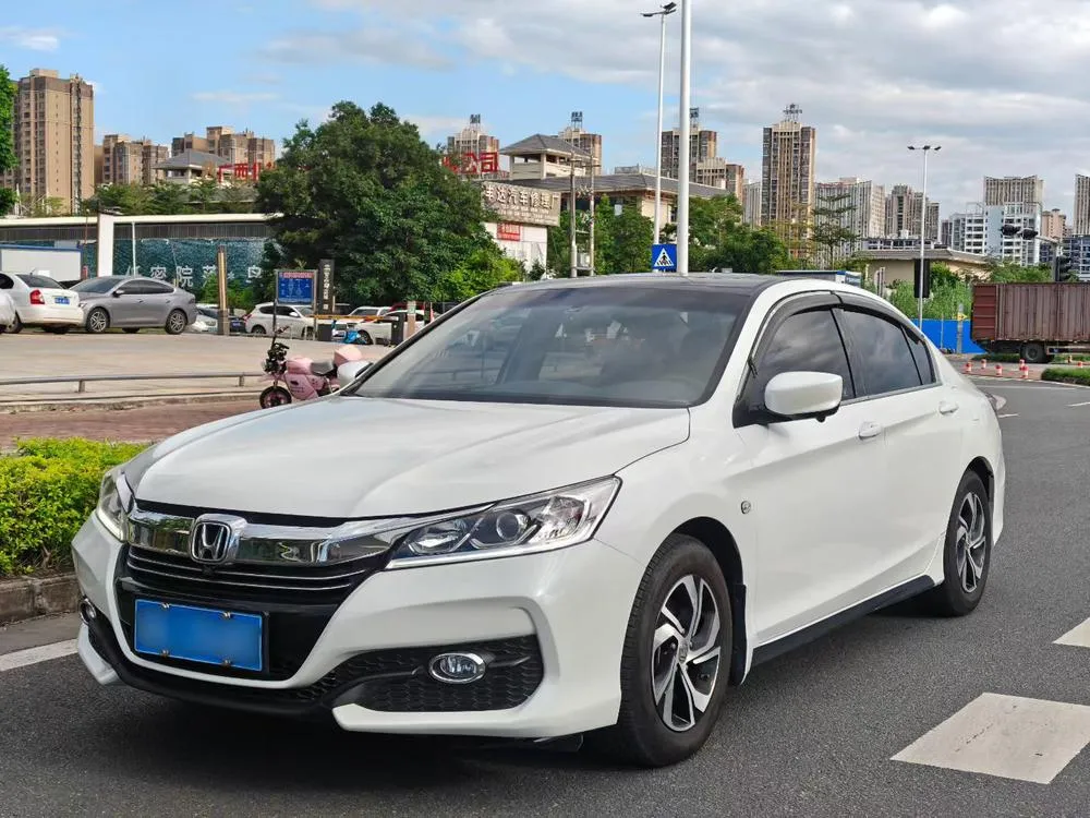 Honda Accord, 2016